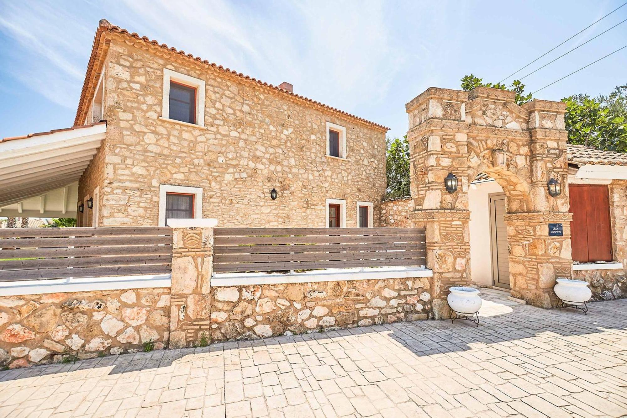 Villa St Dennis Makris Gialos  Ngoại thất bức ảnh
