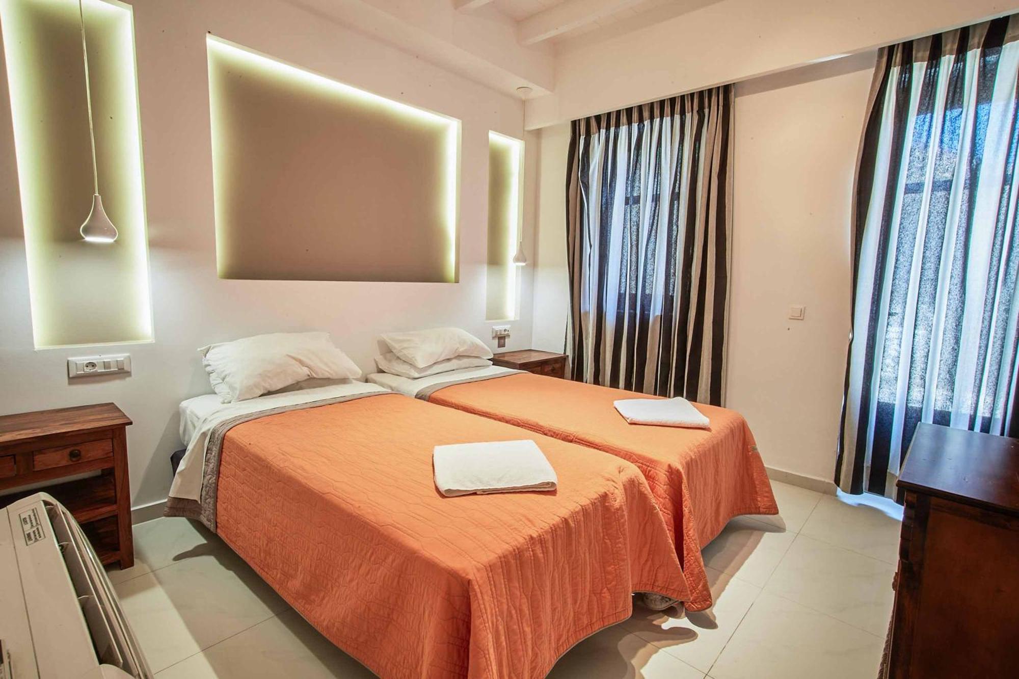 Villa St Dennis Makris Gialos  Ngoại thất bức ảnh